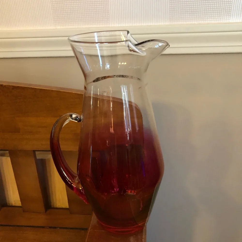 Elegant Ombre Glass Pitcher and Tumbler Set - Picture 10 of 13